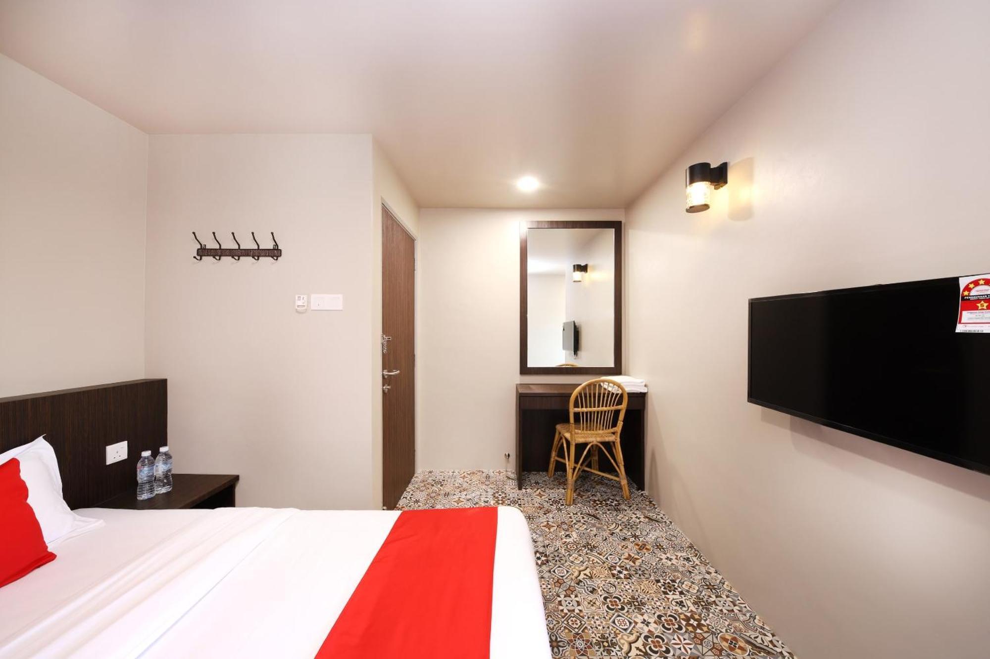 Oyo 507 Aikka Hotel Butterworth Extérieur photo