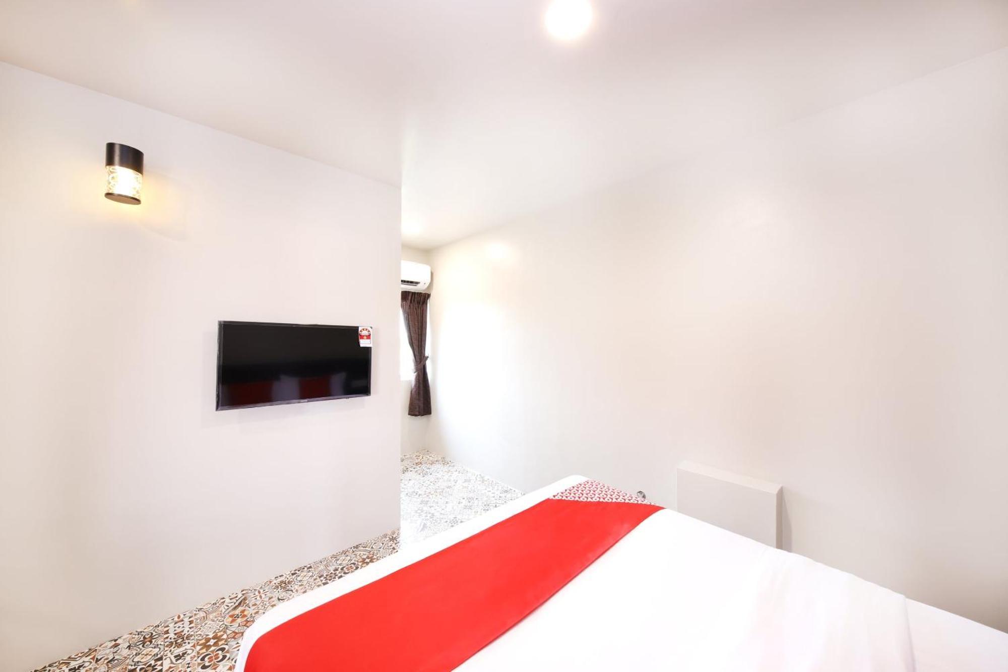 Oyo 507 Aikka Hotel Butterworth Extérieur photo