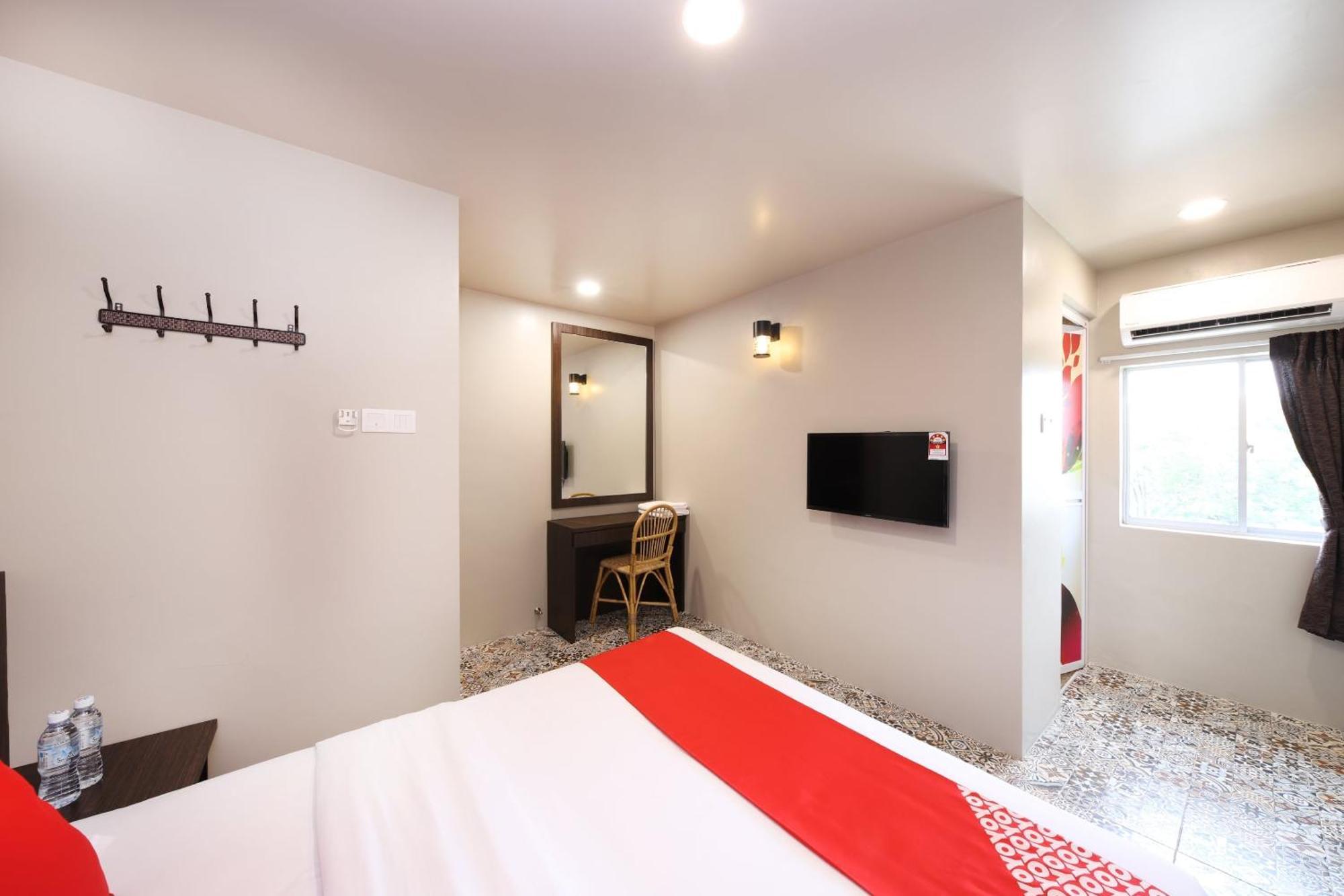 Oyo 507 Aikka Hotel Butterworth Extérieur photo