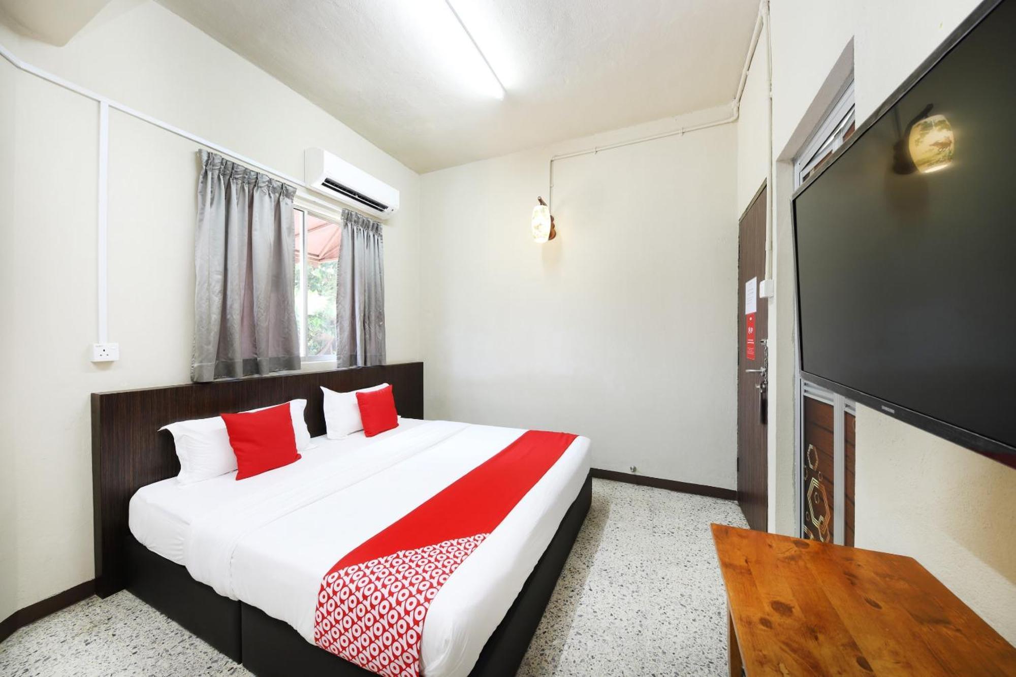 Oyo 507 Aikka Hotel Butterworth Extérieur photo
