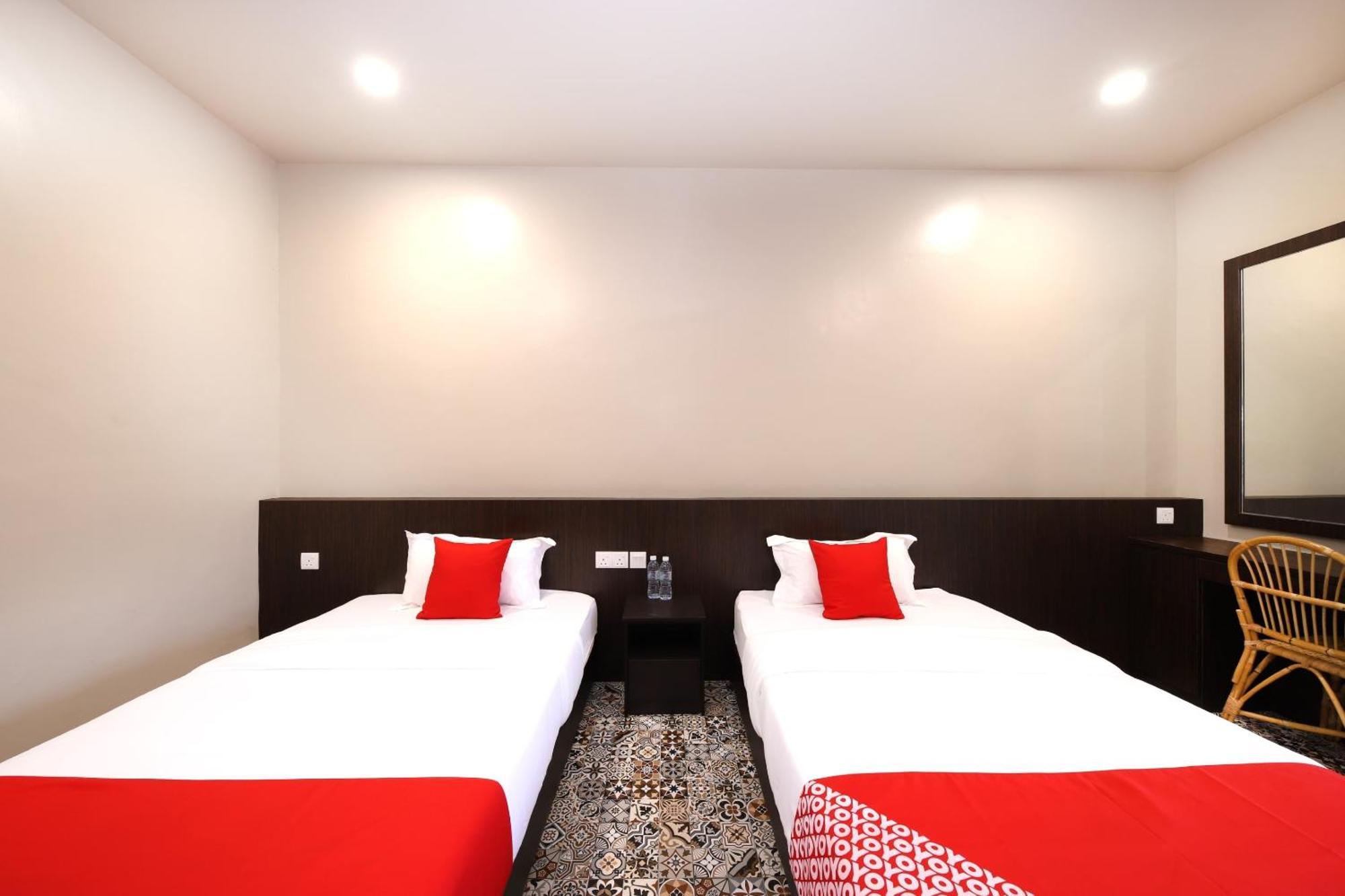 Oyo 507 Aikka Hotel Butterworth Extérieur photo