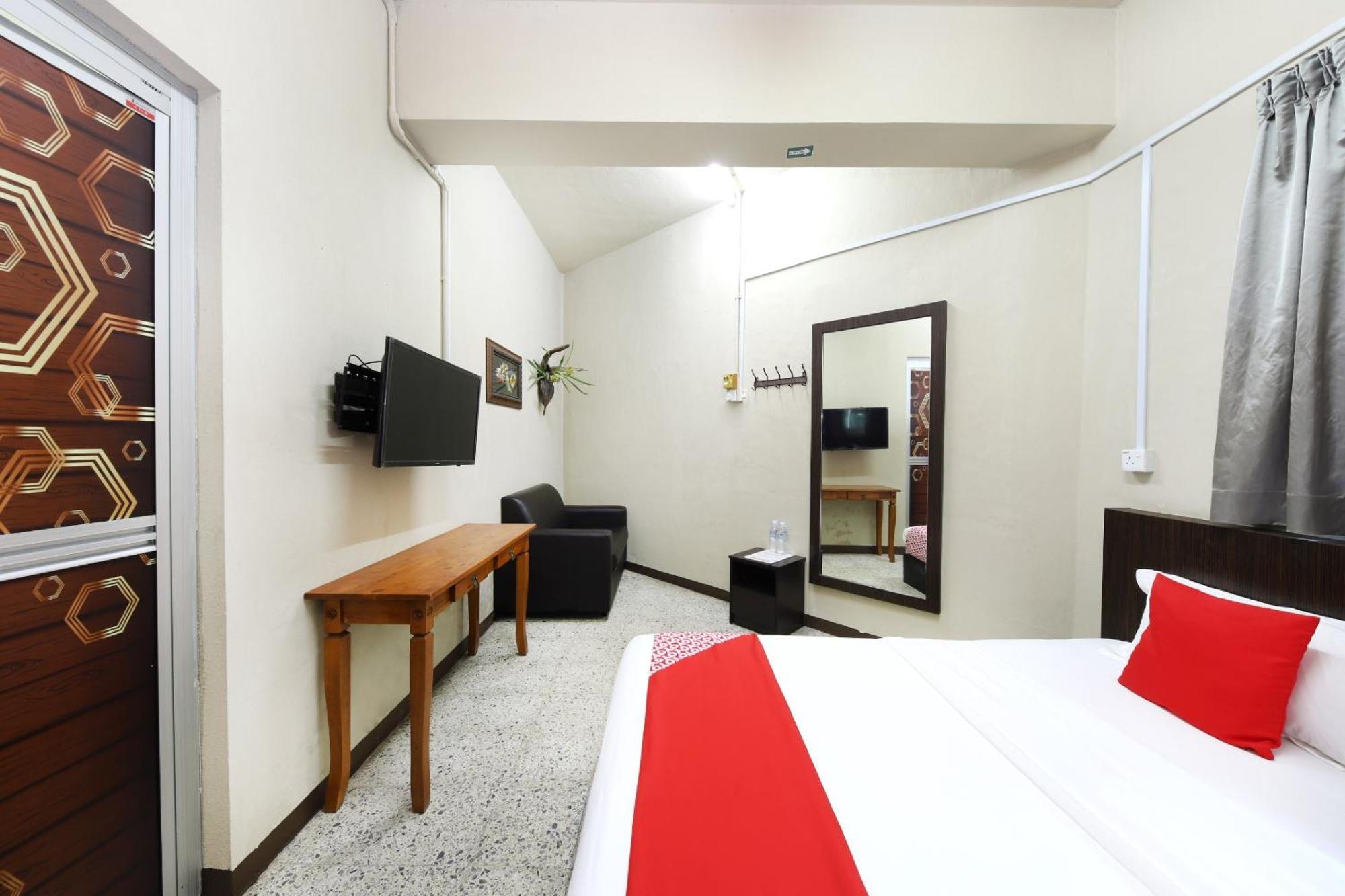 Oyo 507 Aikka Hotel Butterworth Extérieur photo