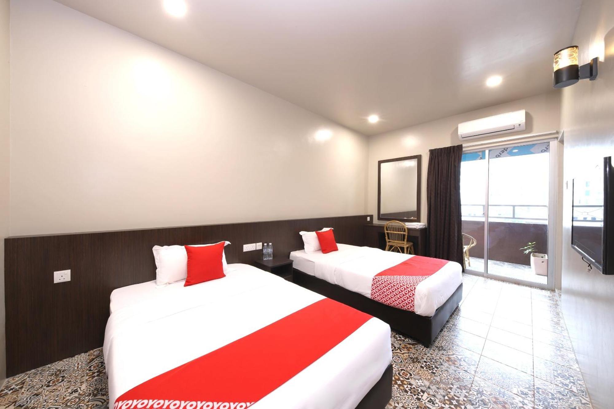 Oyo 507 Aikka Hotel Butterworth Extérieur photo