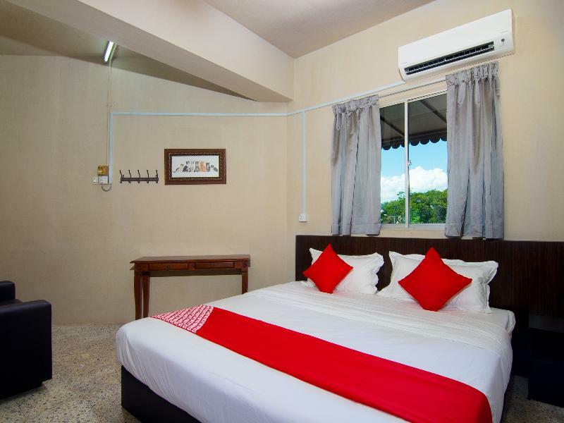 Oyo 507 Aikka Hotel Butterworth Extérieur photo